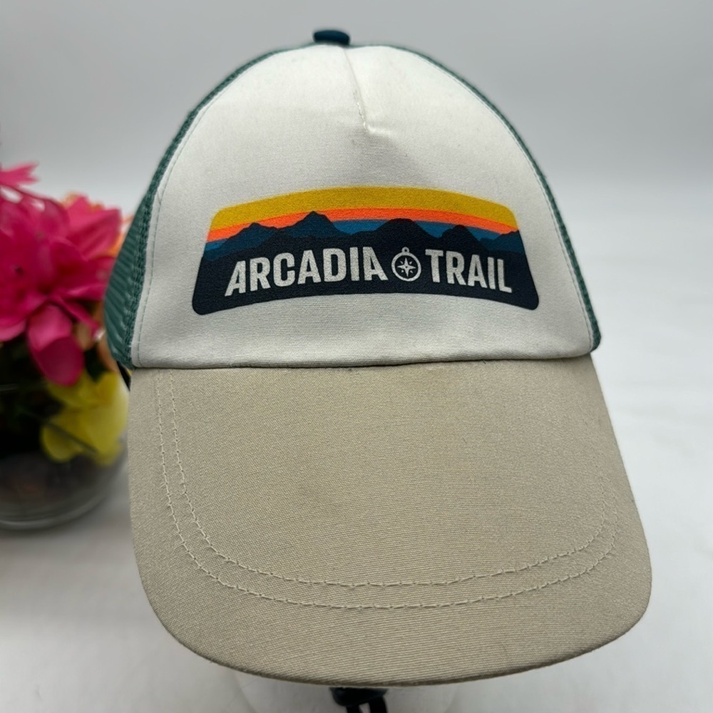 Acadia Trail NWT Trucker Hat with Chin Strap Hiking Size SL/XXL HT4790C